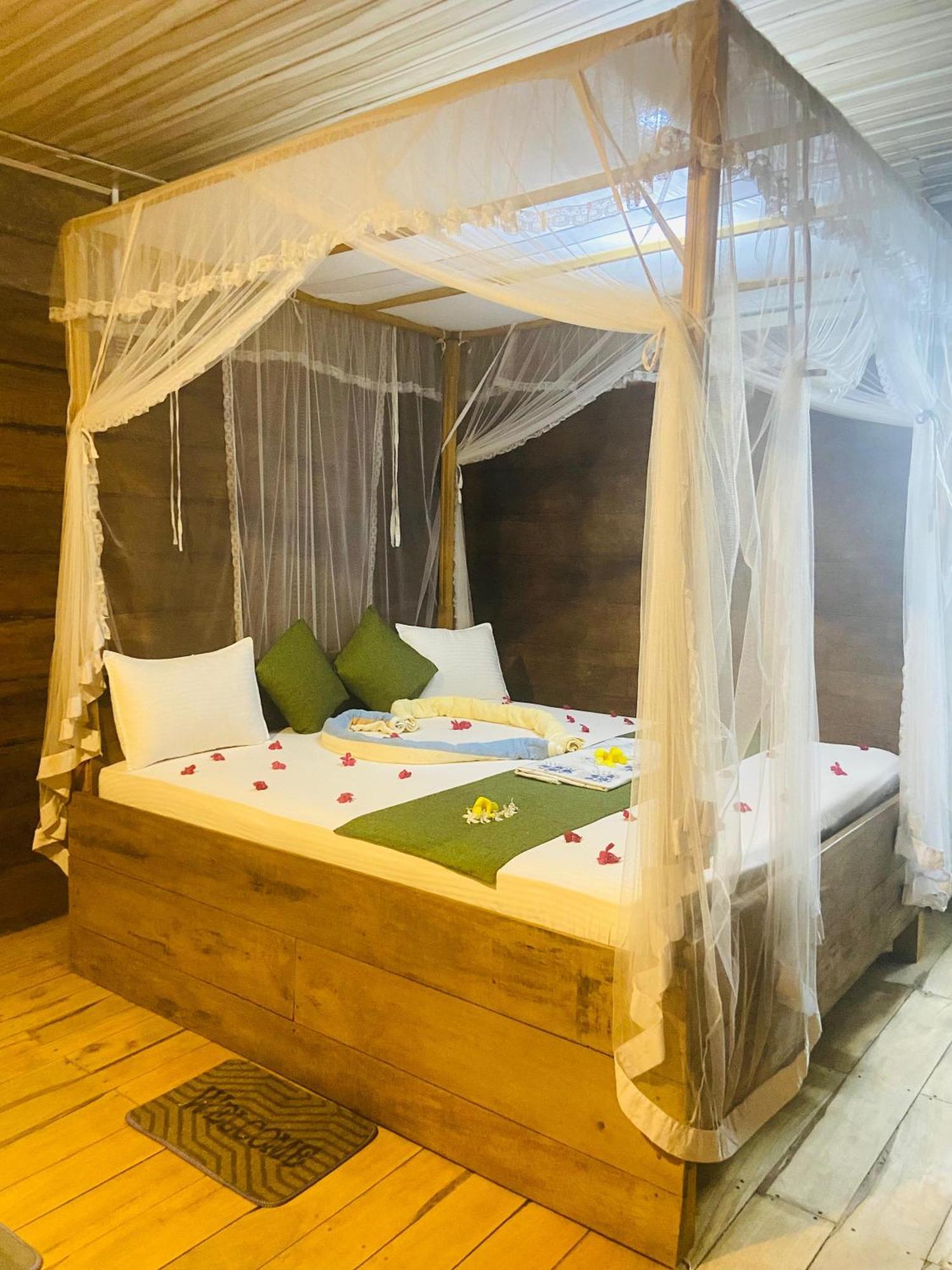 Coconut Island Yala Safari Place Tissamaharama Eksteriør bilde